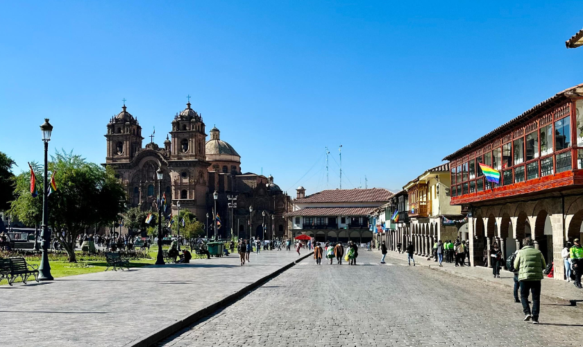 Plaza-de-Armas-Cusco-Peru Plaza de Armas, região central de Cusco, Peru